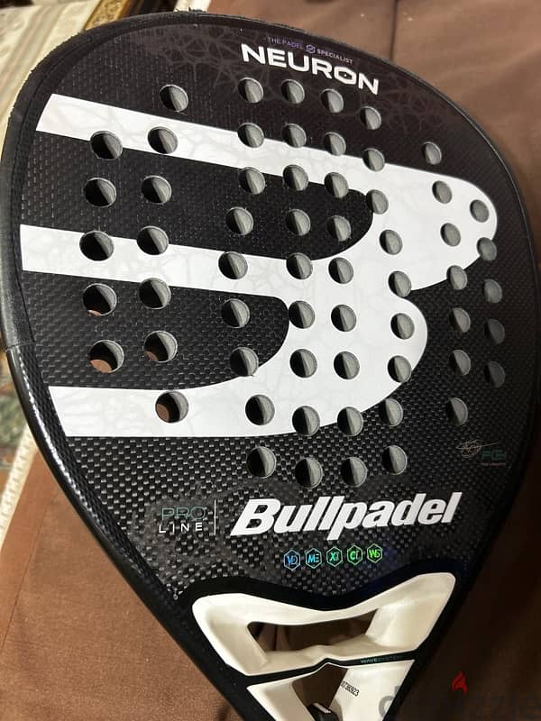 bullpadel neuron 2024 great condition 3