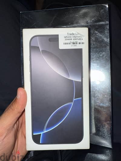 iphone 16 pro max 256 GB black خالص الضريبة