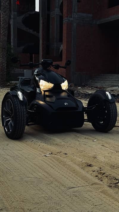 CAN-AM RYKER 900