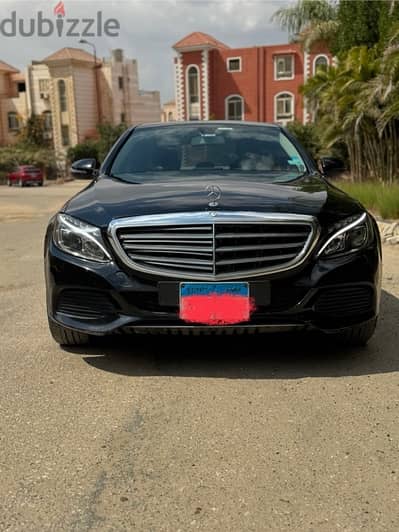 EXCLUSIVE Mercedes-Benz C180 2016