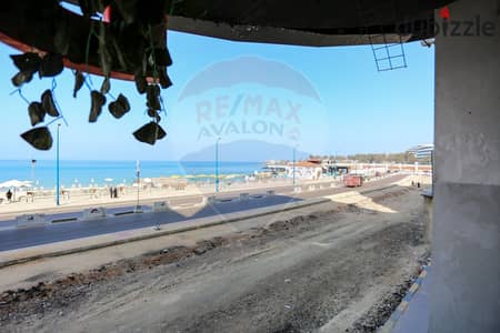 Commercial Shop 200 m + 250 m Mezzan for Sale (Directly on the sea