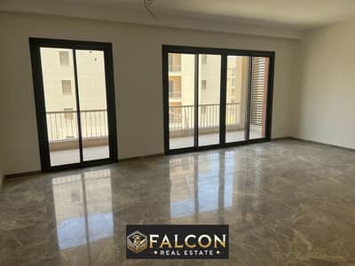 READY TO MOVE 3 bedroom apartment in the heart of new Cairo 2 minutes from 90th street