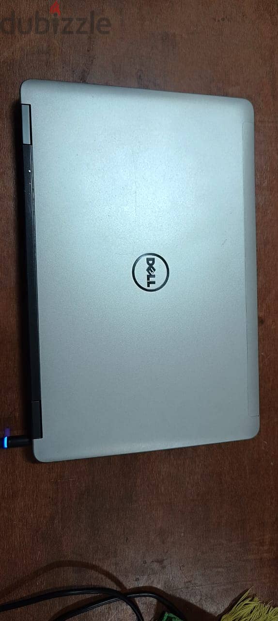 لابتوب Dell E6540 كور I7 برامات 16 جيجا وكرتين شاشة وهاردين SSD + HDD 5