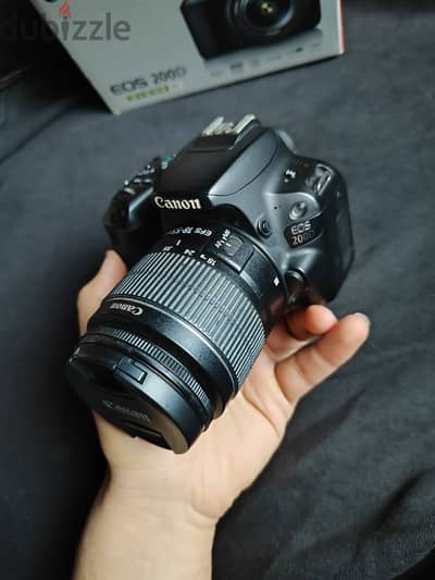 Canon 200D كاميرا كانون