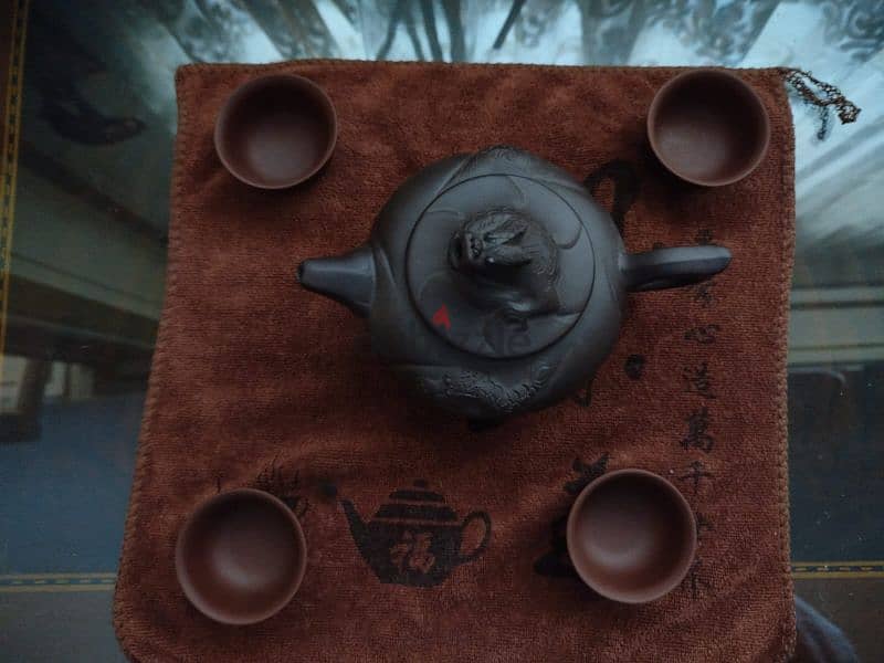 Chinese Yixing Teapot. 4