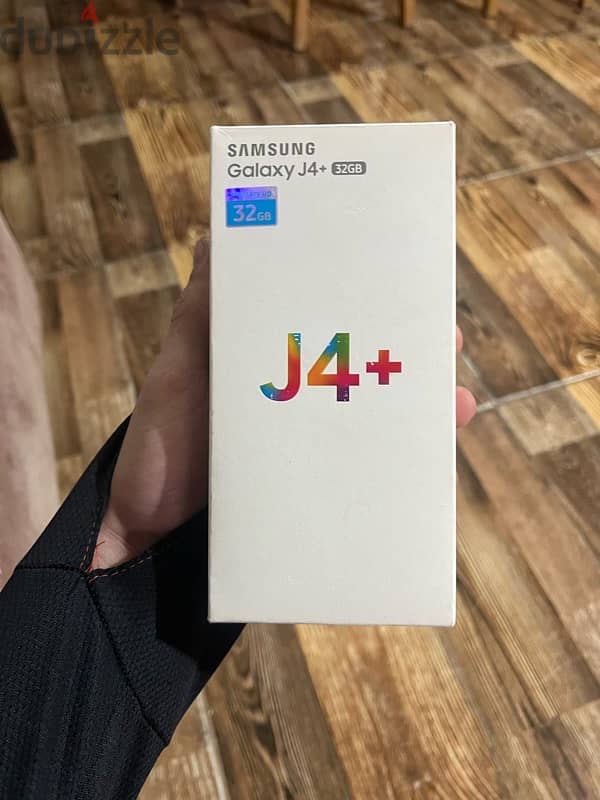 samsung j4+ 1