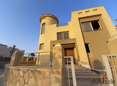 Villa 253 m for sale with landscape view next to Al Jazeera Club in Palm Hills Bambo