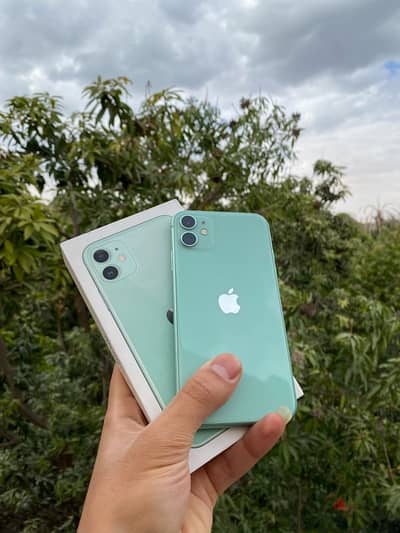 Iphone 11 green  128g zeroo