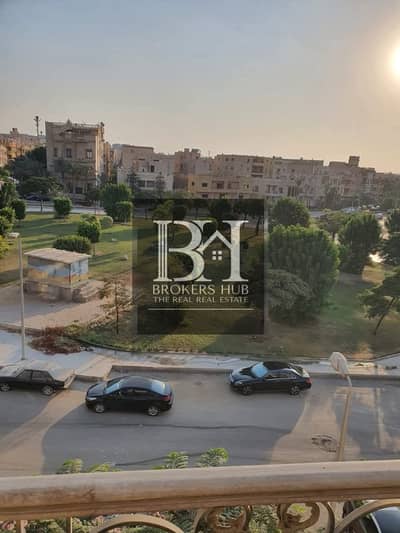 شقة للبيع فى فيلات جنوب الاكاديميه بجوار CFC التجمع الخامس Apartment for sale in South Academy Villas, next to CFC, Fifth Settlement