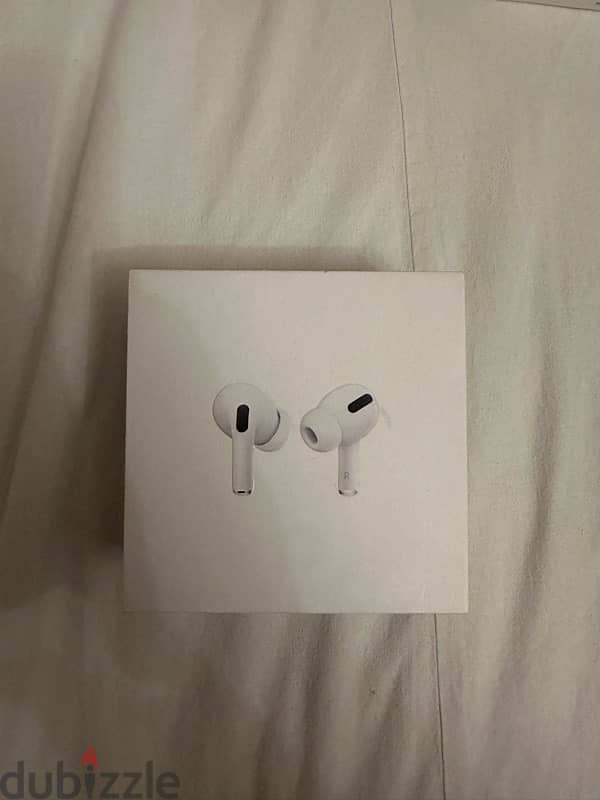 Airpods Pro (1st Gen) - ايربودز برو 4