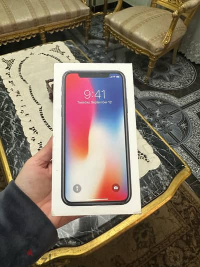 I Phone x (64G)