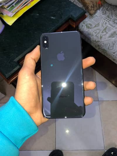 ايفون xs max