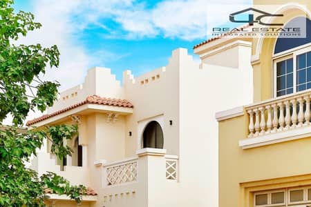 Villa Townhouse classic for sale in Hyde Park new cairo   READY TO  MOVE  installment  over 6years special view in Fifth settlement