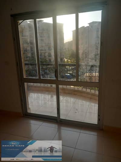 Empty apartment for rent in Al Rehab Compound, New Cairo