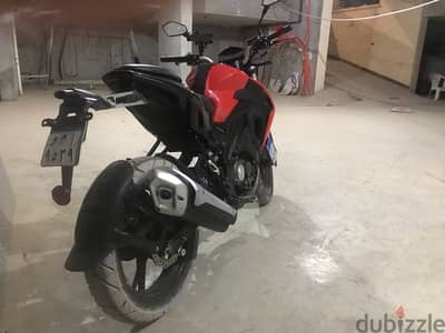 benelli s200 للبيع