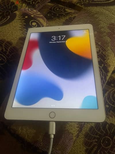 iPad air2 32 giga with sim