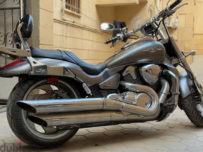 Suzuki Boulevard 2008 grey 1800cc