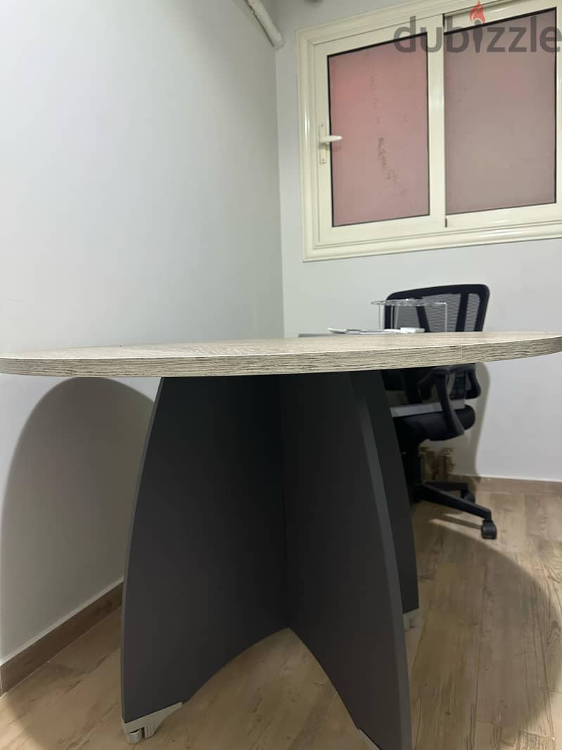 Office Table - Round 110cm ترابيزة مكتب مدورة 3