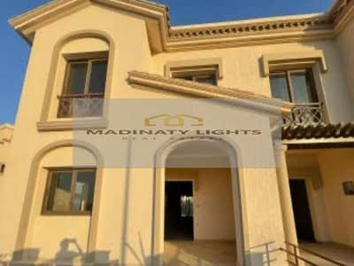 For sale, a villa in Madinaty F3, with an old reservation and a minimum total area of ​​211 square meters, Four Seasons Villas, with installments over