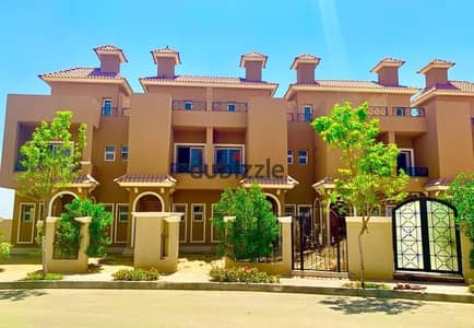 8 bedroom palace with huge space in the heart of October in Neyoum next to Mountain View and Sodic