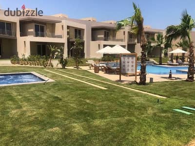 Townhouse for sale, immediate delivery, directly on the sea in Ain Sokhna