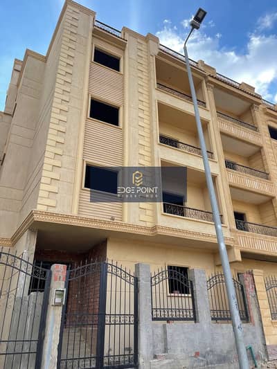 Apartment for sale, 170 square meters, immediate delivery, in the Fifth Settlement, Andalusia, second number from Mohamed Naguib Street, two minutes f