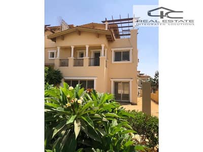 Twin House 300m for sale the lowest down payment and installments prime location view landscape 4 Bedrooms in Hyde Park new cairo