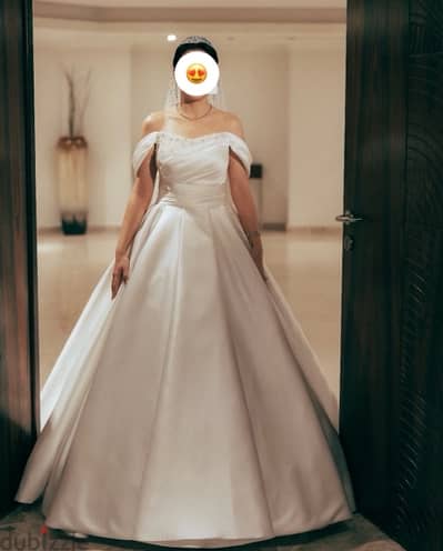 wedding dress