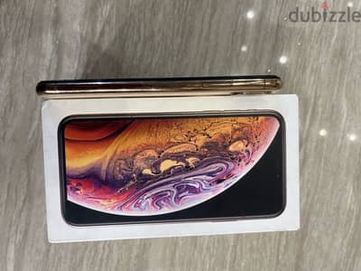 iphone xs 256 مع كرتونه