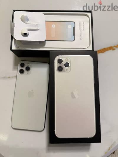 iphone 11 pro max excellent condition with full accessories