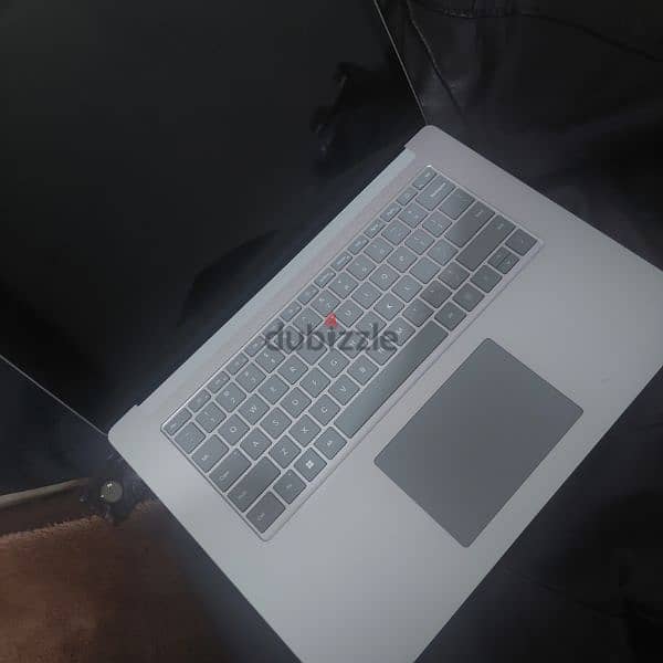 Microsoft Surface Laptop 5 1