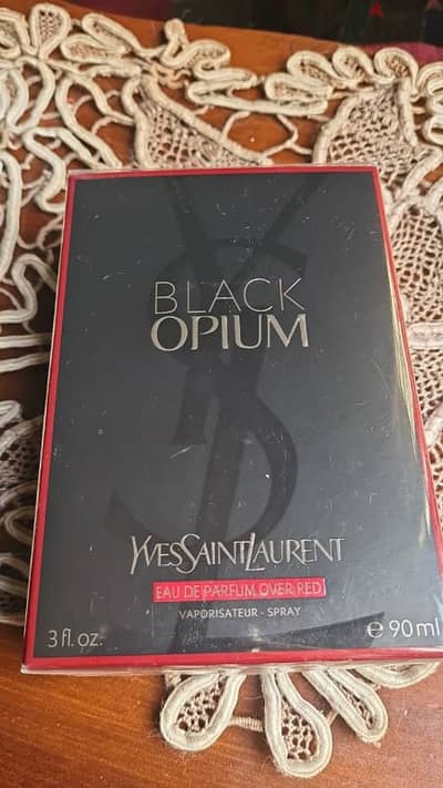 Yves Saint Laurent  - Black Opium 90ML جديد متبرشم