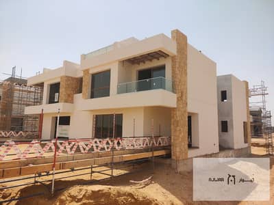 The best location for a villa for sale in Nour, old reservation and delivery soon at the price of an apartment in Madinaty, the highest distinction, a