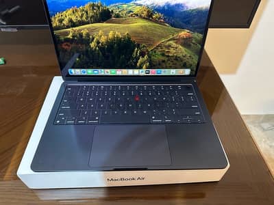 MacBook m3 air  - like new