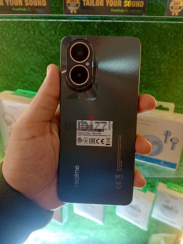 Realme C67 1