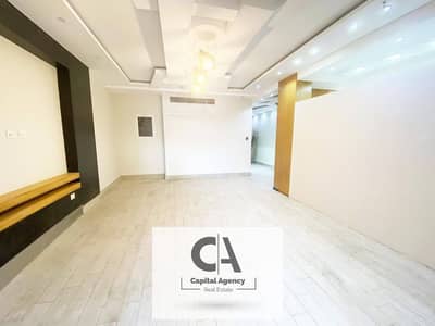 A very distinctive 350-square-meter administrative office for rent, directly on the 90th Street in the South - fully finished with air conditioning -