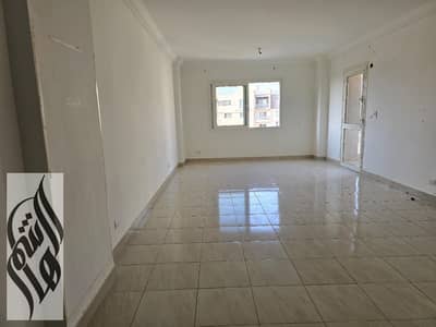 شقة للايجار القانون بمدينتي  مساحة 140 متر  rent in Madinaty  B10