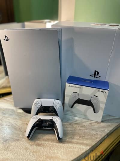 بلايستيشن 5   Sony PlayStation 5