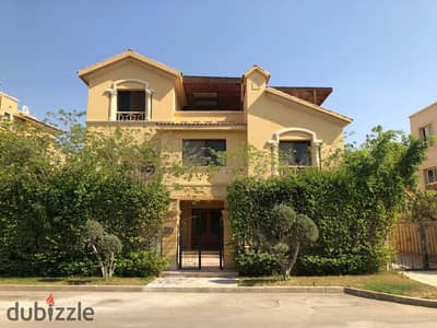 villa for sale in katameya Hills new cairo fully finished under market price prime location