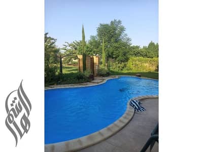 Independent villa for sale in Madinaty Model "D"    In the second phase of villas (VG2)    With a hot and cold swimming pool    Overlooking a wide gar