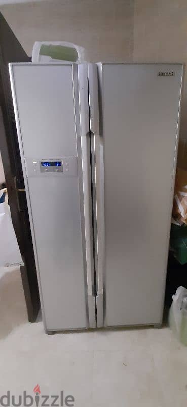 Hitachi Refrigerator 720 Litre ثلاجة هيتاشي ٢ باب ٢٧ قدم