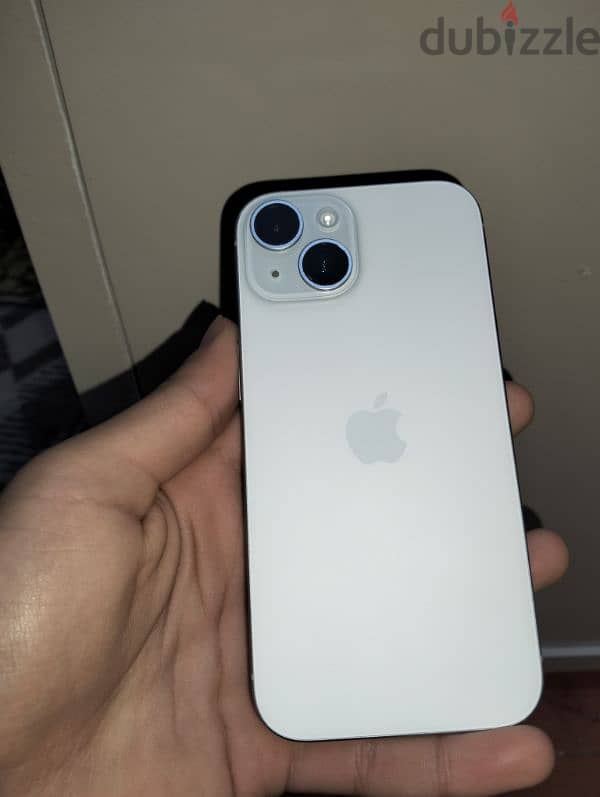 iPhone 15 3