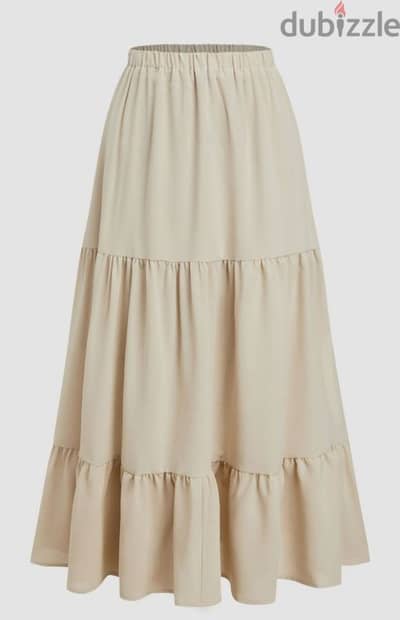 beige skirt