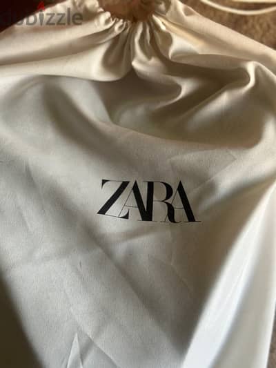 جزمة زارا سوداء جديدة ZARA New Shose