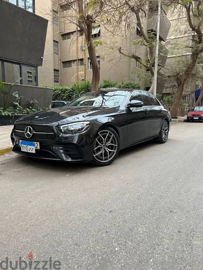 مرسيدس E200 ٢٠٢٢ للايجار بساىق أو بدون - Mercedes E200 2022 for rent