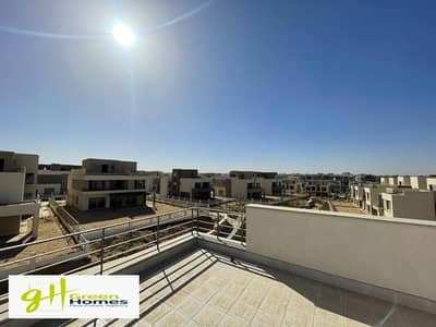 Town house for sale in palm hills new cairo