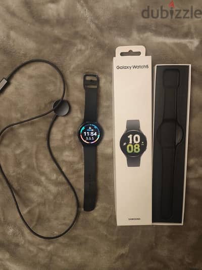 Samsung Galaxy watch 5 used