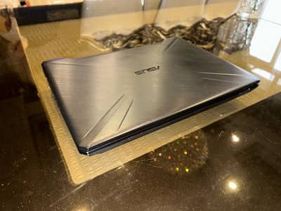 ASUS TUF Gaming FX505DV laptop (ntel Core i7)