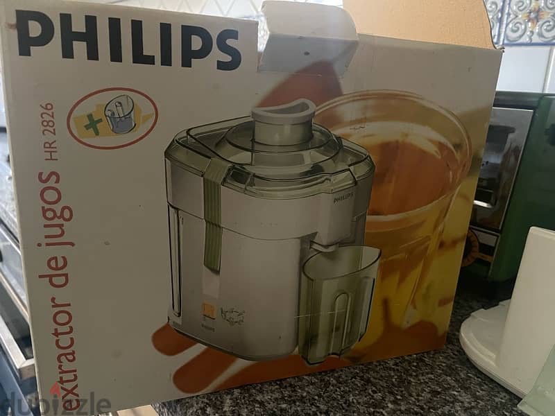 Phillips HR2826 Any Thing Juicer 2