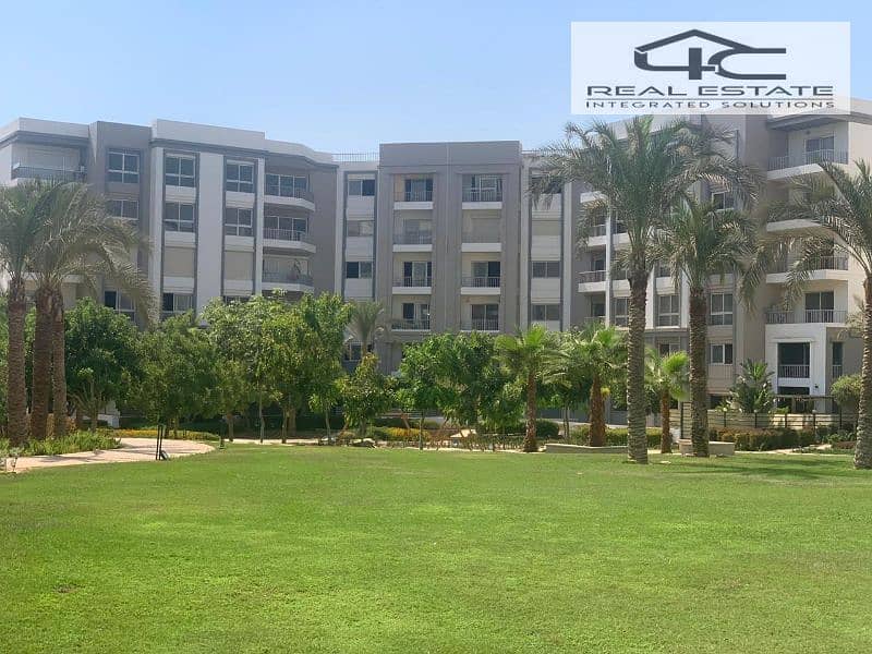 Apartment 3bed for sale ready to move prime location with down payment and installments in Hyde park Compound 0